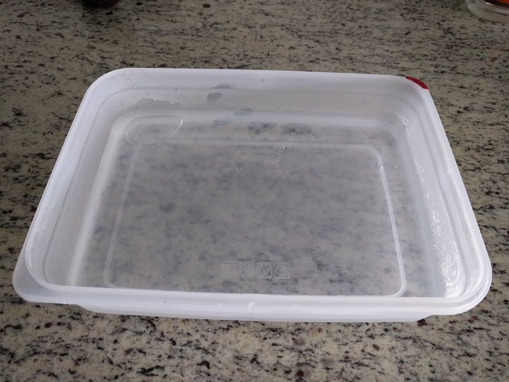 Pyrex Ultimate Lid-- silicone and glass replacement for their plastic lids  that crack : r/BuyItForLife