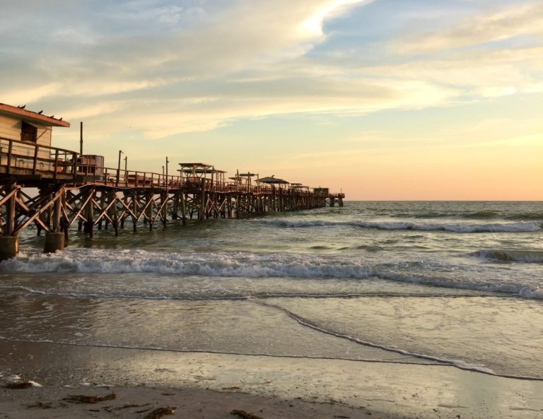 The old fishing pier in Redington Shores Beach