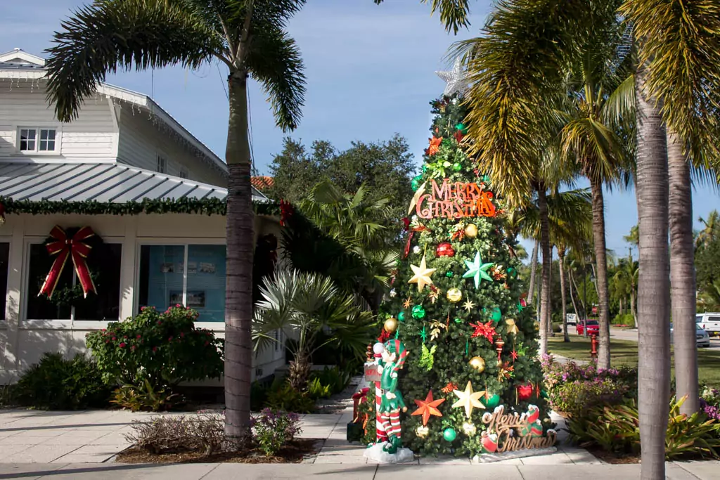 A small beach town christmas tree in Florida