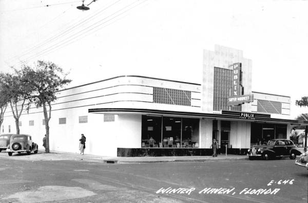 First Publix grocery store in Winter Haven, Florida