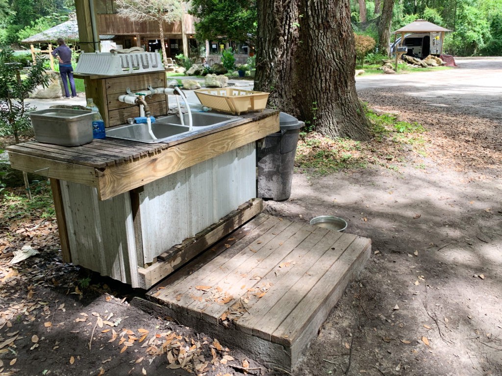 Ichetucknee Springs Campground dish washing station